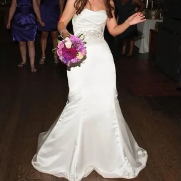 Watters Wtoo Maritza wedding gown. Bought new and altered at Janeen’s bridal. - Picture 2 of 13